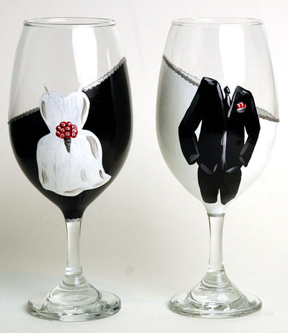 Janelle Patterson Art - Mr & Mrs Wedding Wine Glasses